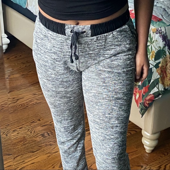 SOLD!!❤️ FOREVER 21 GRAY MARLED JOGGERS - Picture 2 of 6
